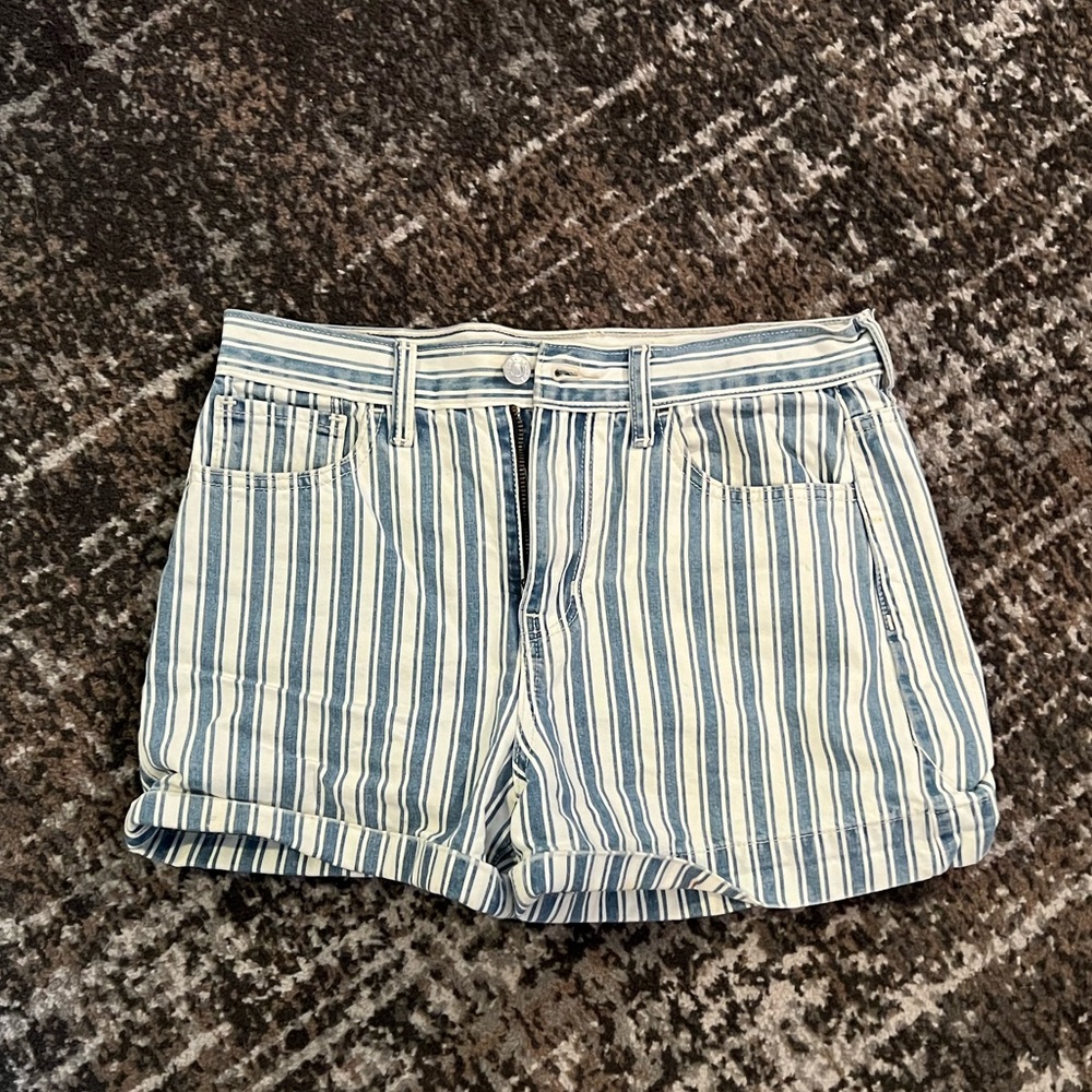 AE Striped Shorts